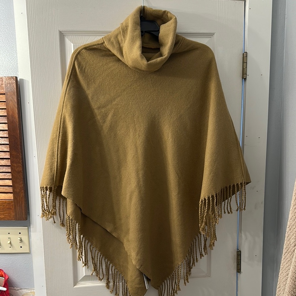 Vero Moda Tan Poncho